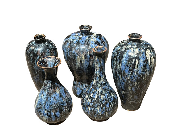 Contemporary Chines Black, Blue and White Splatter Glaze Vase