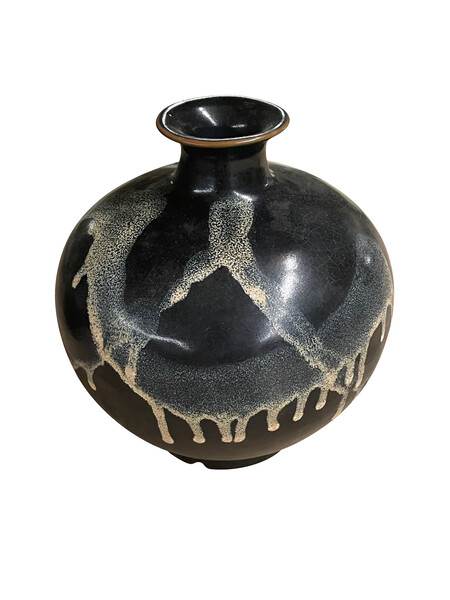 Contemporary Chinese Black and Cream Splattered Glaze Vase