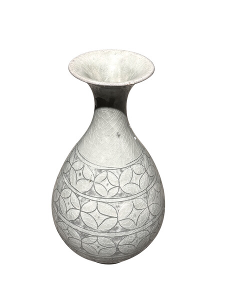 Contemporary Chinese Geometric Patterned Grey / Sage  Vase