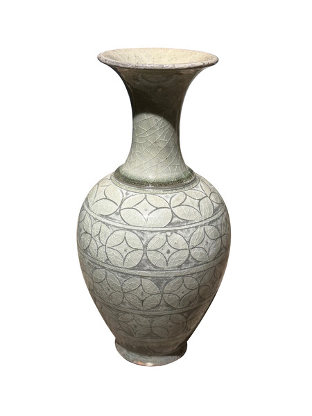 Contemporary Chinese Geometric Patterned Grey / Sage  Vase