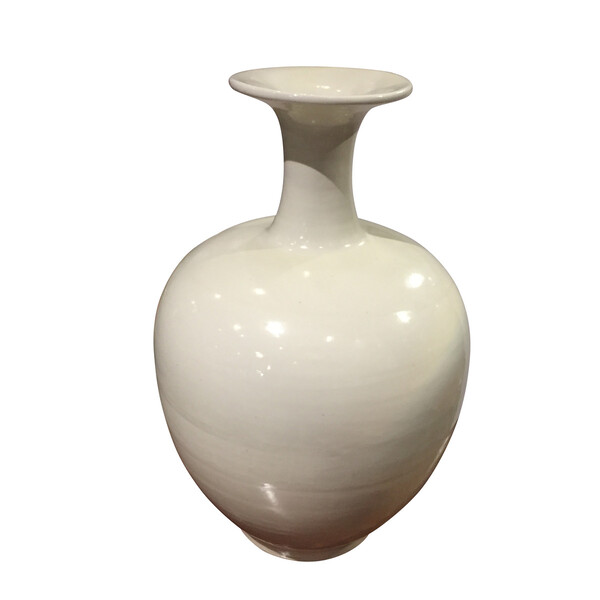 Contemporary Chinese Heart Shaped Cream Vase