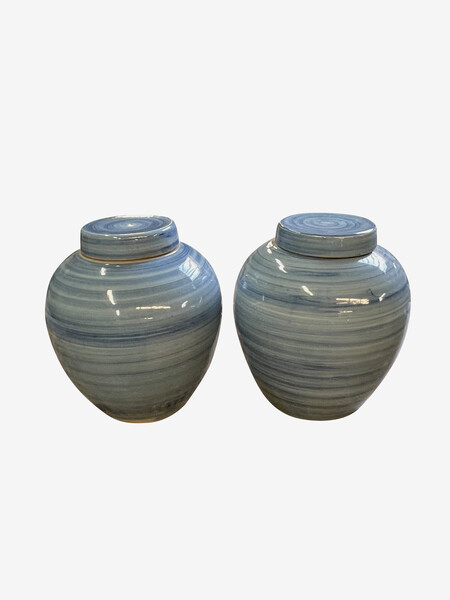 Contemporary Chinese Lidded Striated Blue Design Vase